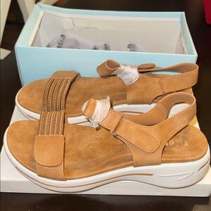 Cushioned Walking Sandal